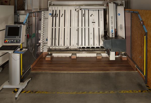 CNC-Maschine, Preforex S.K.H.